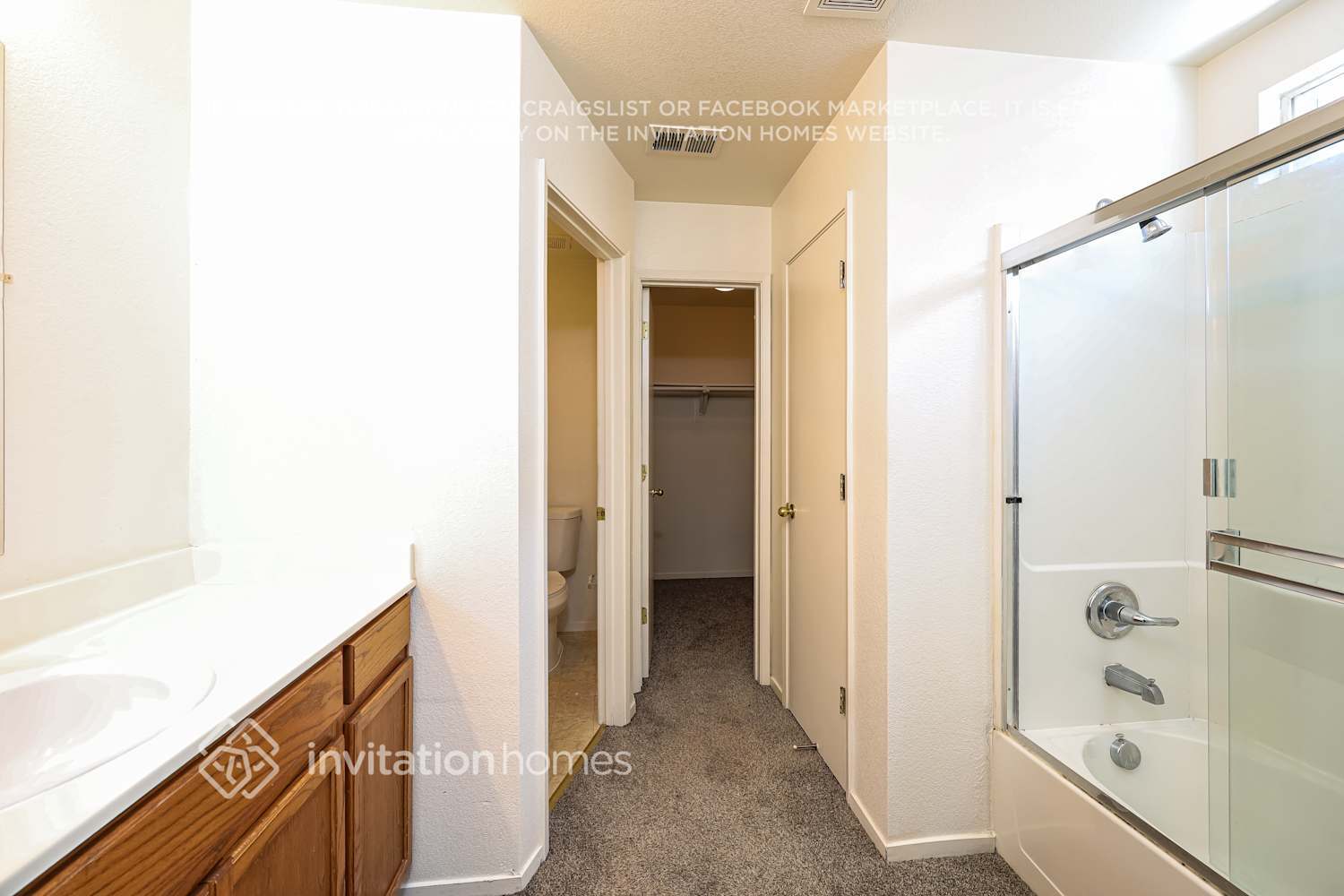 Building Photo - 3043 Roadrunner Dr