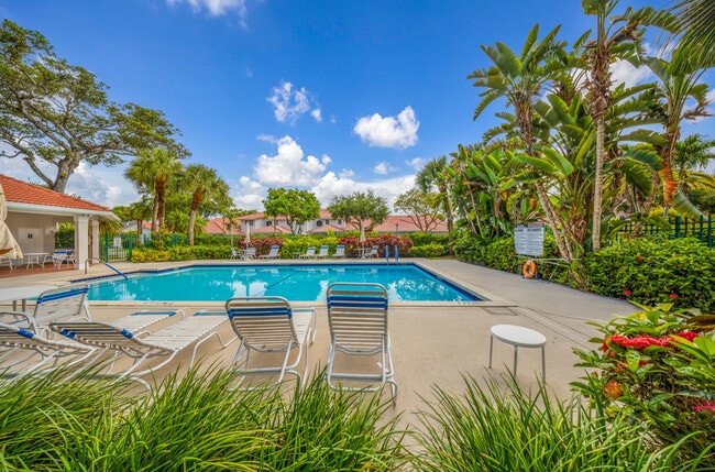 Building Photo - 4117 W Palm Aire Dr