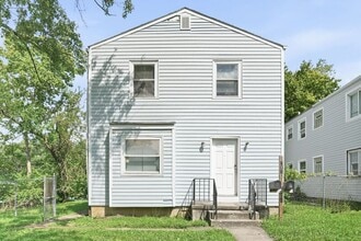 Building Photo - 108 Columbian Ave
