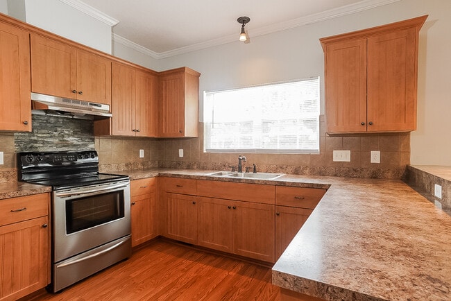 Building Photo - 1118 Windwood St
