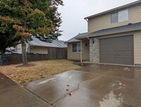 Building Photo - Nice 2bed/1.5 bath townhome- Great Springf...