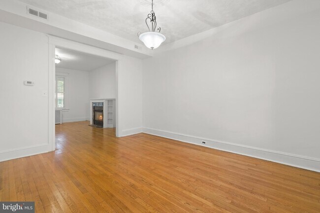 Building Photo - 3806 Kansas Ave NW
