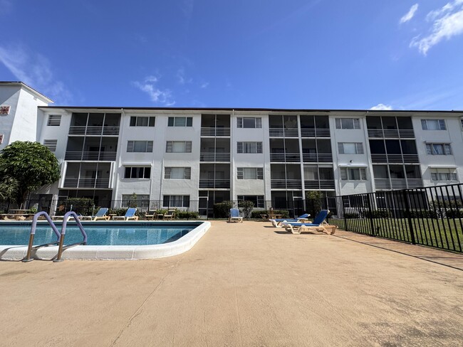 Building Photo - 4500 N Flagler Dr