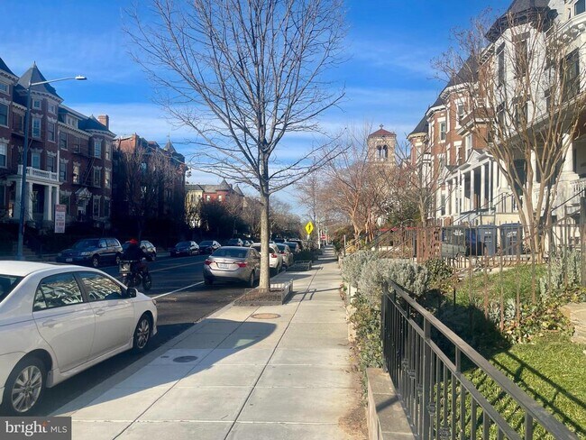 Building Photo - 2523 13th St NW