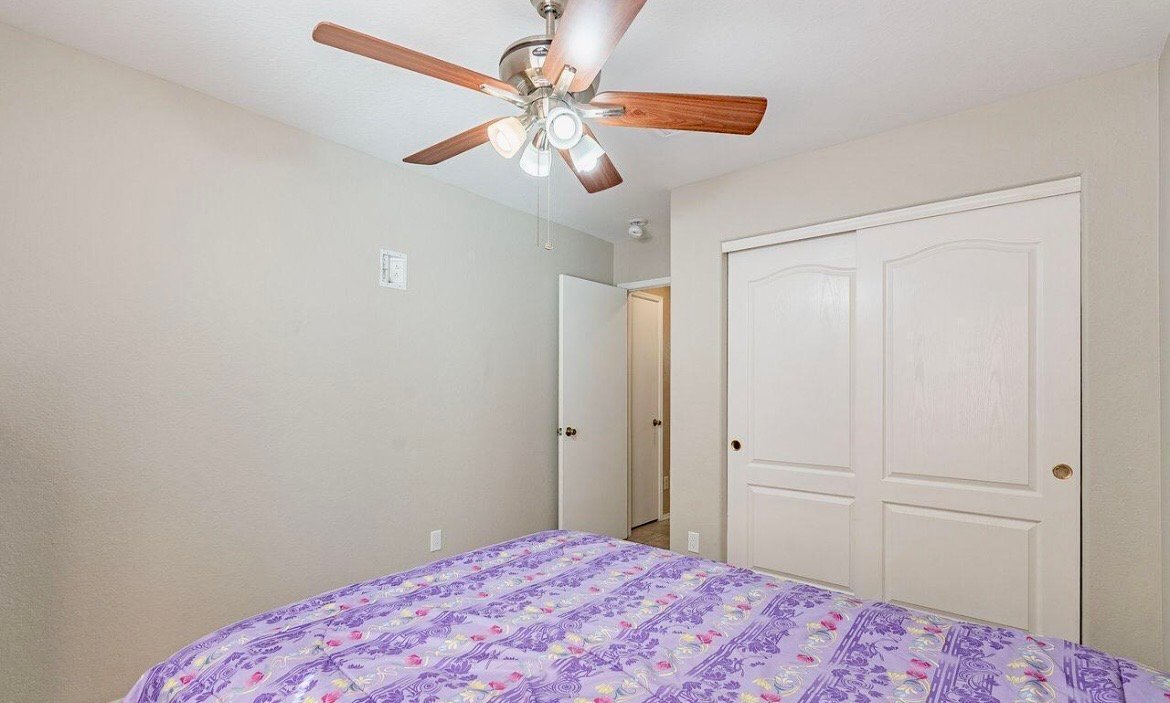 Building Photo - 8527 N Spring Creek Dr