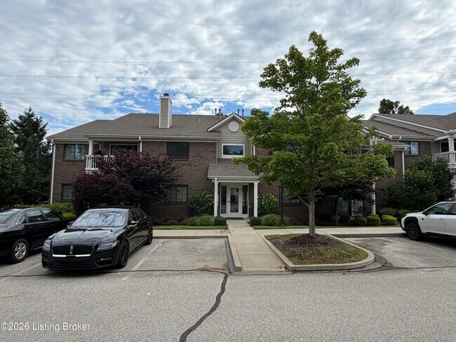 Building Photo - 341 Piatt Pl