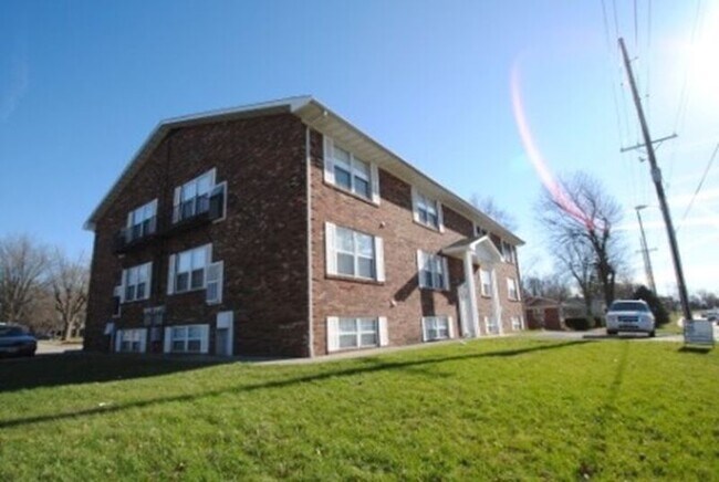 Building Photo - 2310 Frank Scott Pkwy W