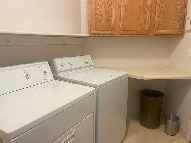 Building Photo - Furnished Two Bedroom Two Bathroom Caughlin Ranch Home