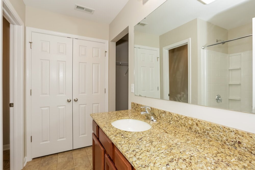 Building Photo - 4315 Houldsworth Dr