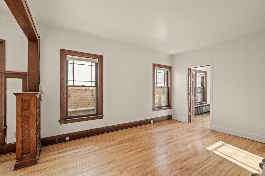 Primary Photo - 3535 Lyndale Ave S