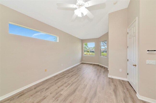 Building Photo - 12079 Aster Ave