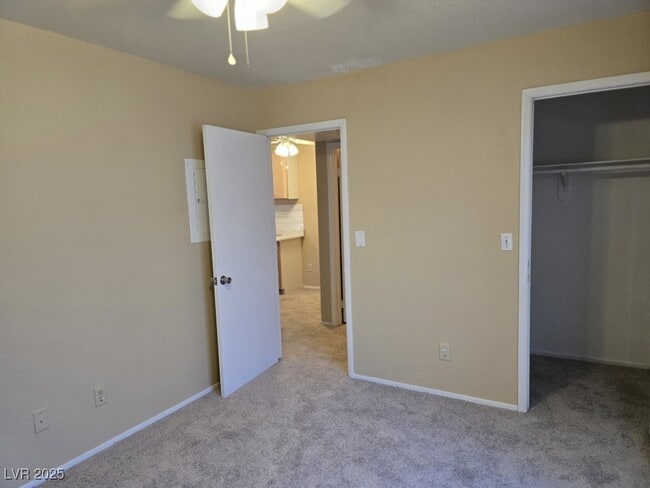 Building Photo - 5111 S Lindell Rd