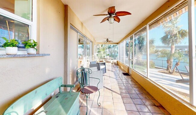 Building Photo - 3606 Belle Vista Dr E