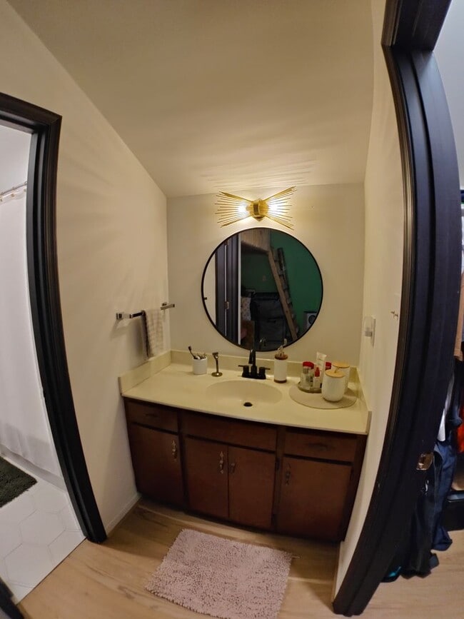 Building Photo - Updated Two bedroom Contemporary with huge...
