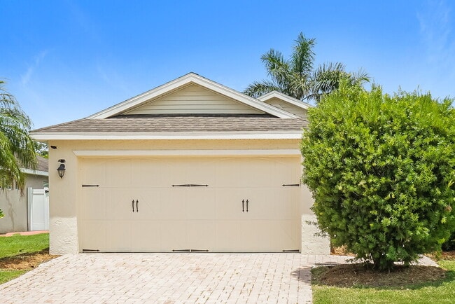 Building Photo - 203 San Casciano Ln