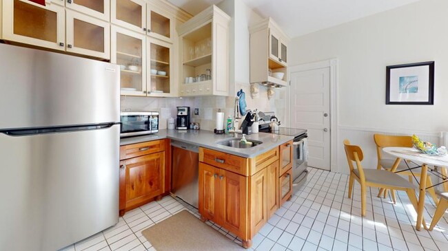 Building Photo - 2 bedroom in Brighton MA 02135