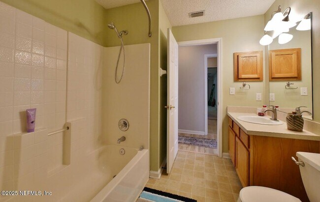 Building Photo - 1290 Ardmore St