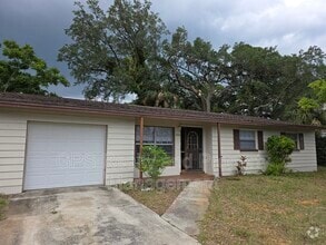 Building Photo - 1030 Pine Valley Ln
