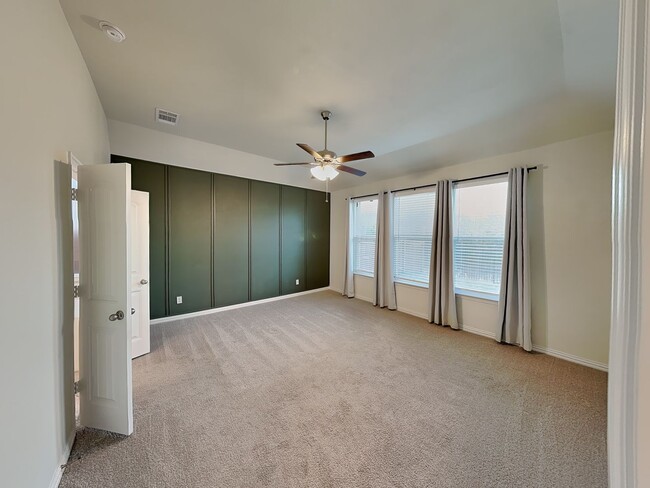 Building Photo - Highly sought-after Morningstar Addition in Aledo!