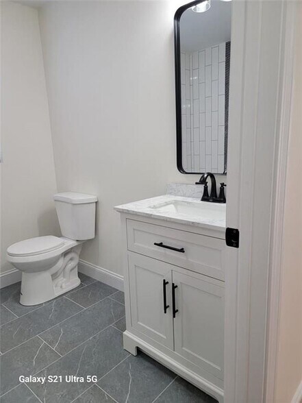 Building Photo - 255 Ohio Ave