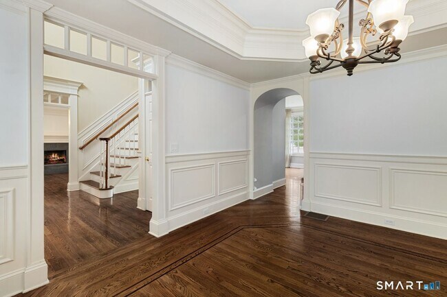 Building Photo - 59 Crescent Rd