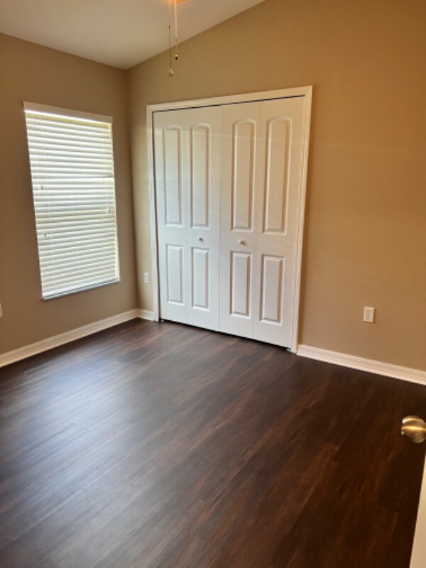 Building Photo - 3821 Covington Ln