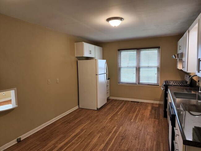 Building Photo - Bungalow Style w/  " Lots of New "