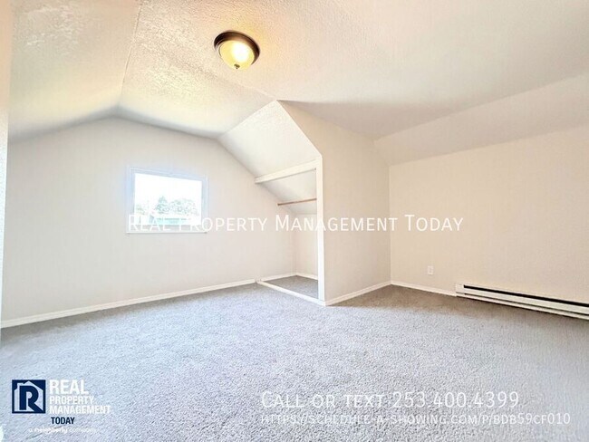Building Photo - 5419 S Birmingham St