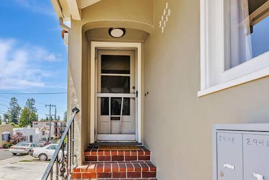 Building Photo - 2946 Bona St