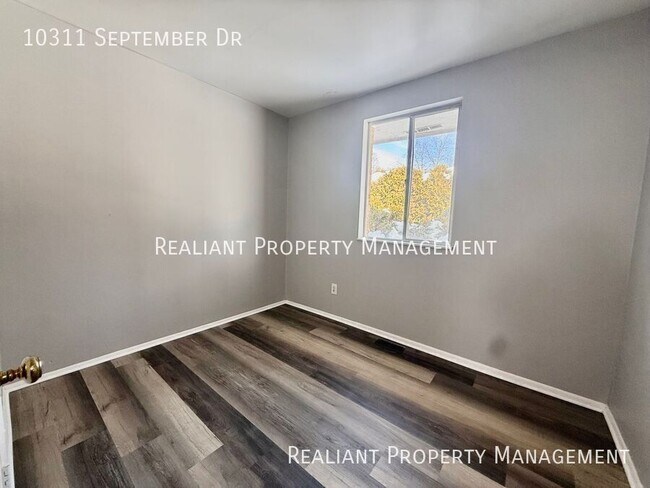 Building Photo - 10311 September Dr