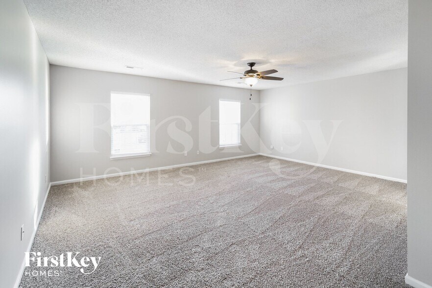 Building Photo - 5102 Torrey Ln