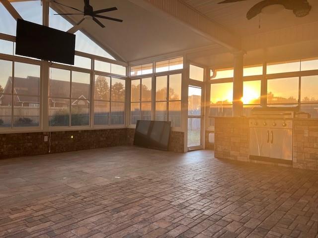 Building Photo - 312 Montgomery St