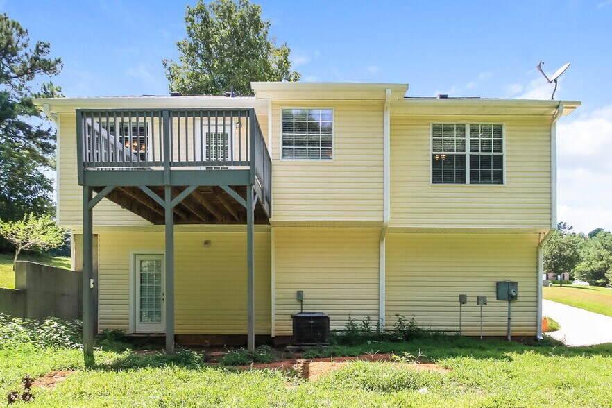 Building Photo - 505 Brewer Dr