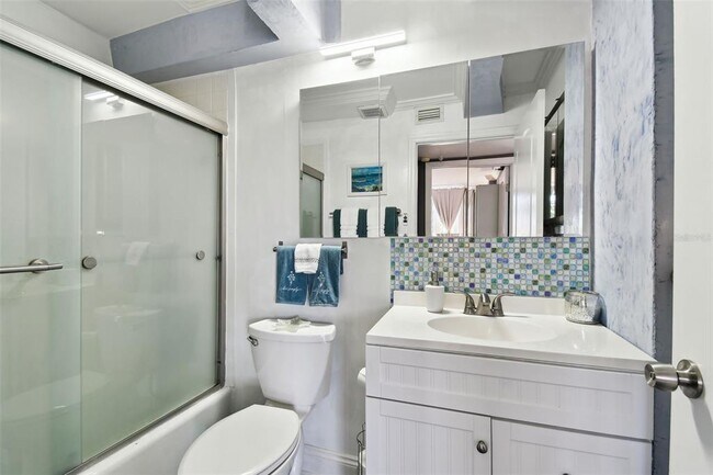 Building Photo - 255 Dolphin Point