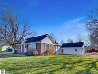 Building Photo - The Sweet Spot in Traverse City