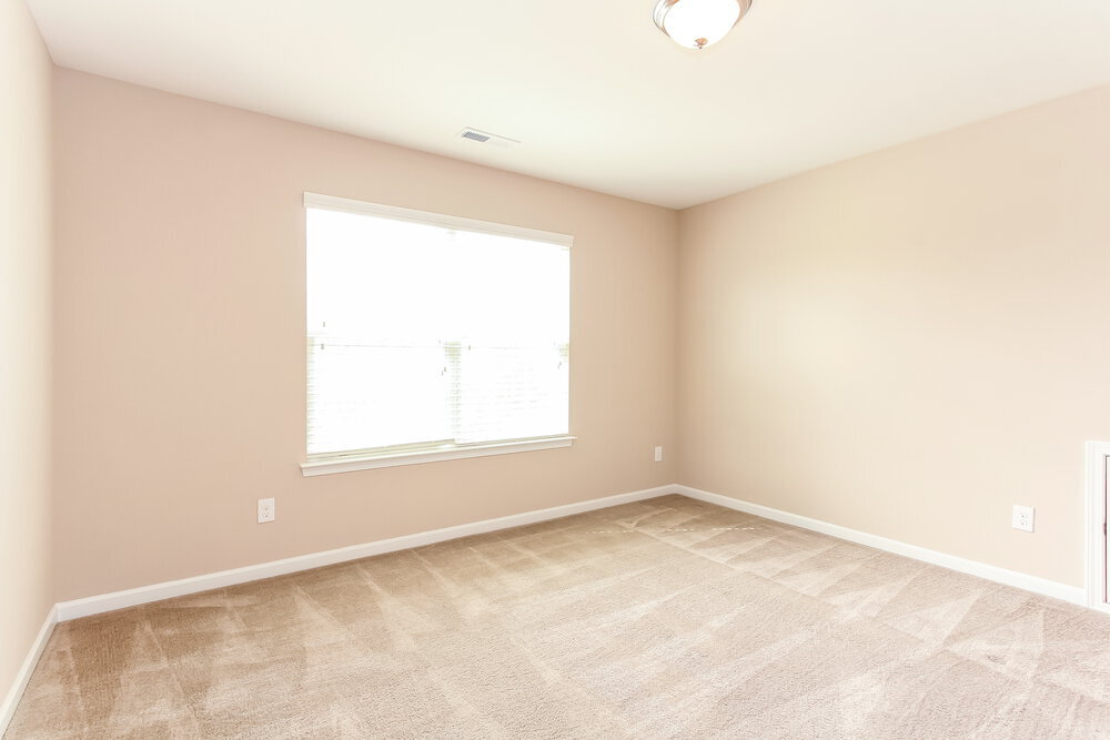 Building Photo - 3324 Mortemer Ln