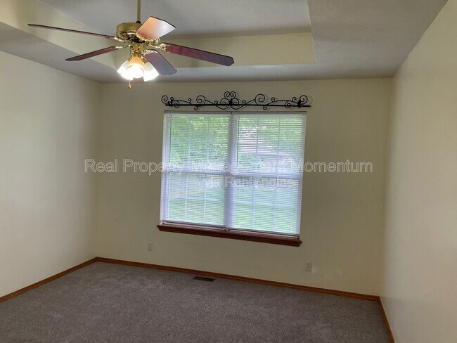 Building Photo - 3531 Leawood Ave