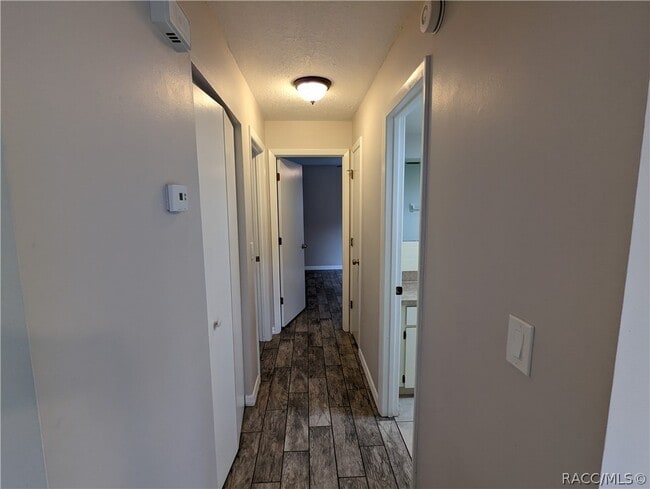Building Photo - 5267 W Homosassa Trail