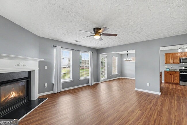 Building Photo - 74 Slate Dr