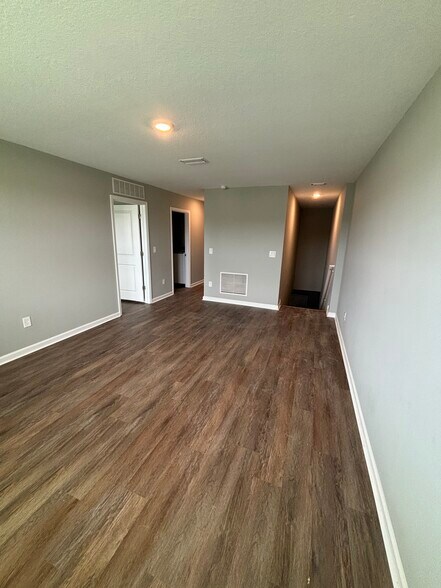 Building Photo - 34974 Daisy Meadow Loop