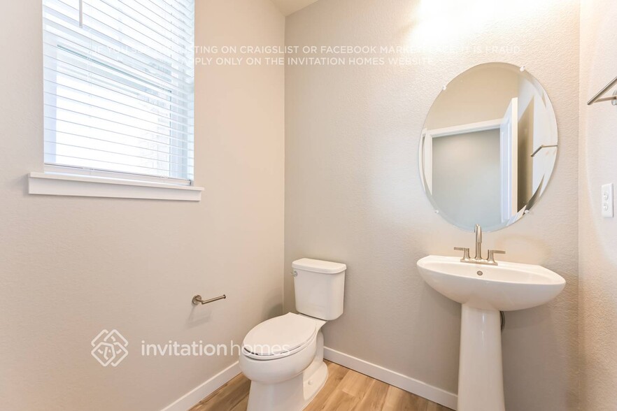 Building Photo - 22875 E 47th Ave