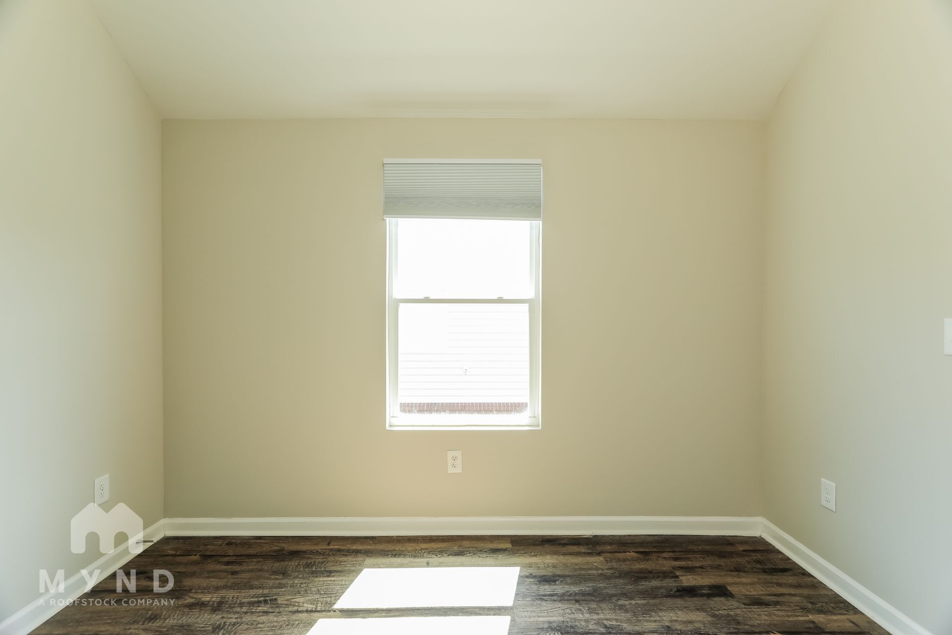 Building Photo - 15 Tiffany Ln