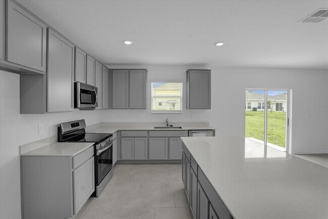 Building Photo - 4830 Worchester Dr