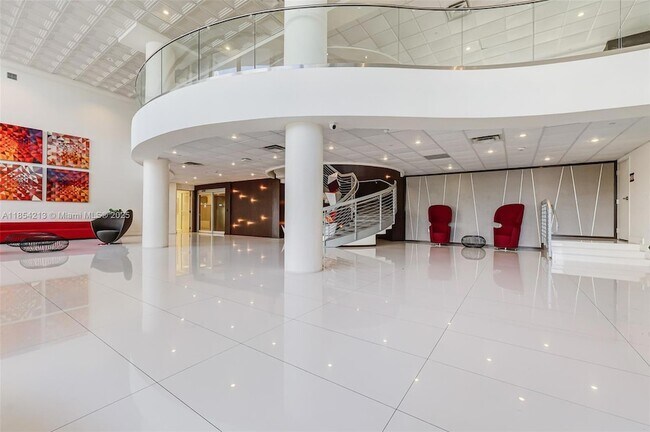 Building Photo - 5701 Collins Ave