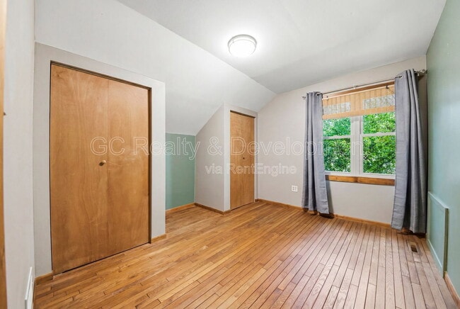 Building Photo - 938 Canterbury Dr