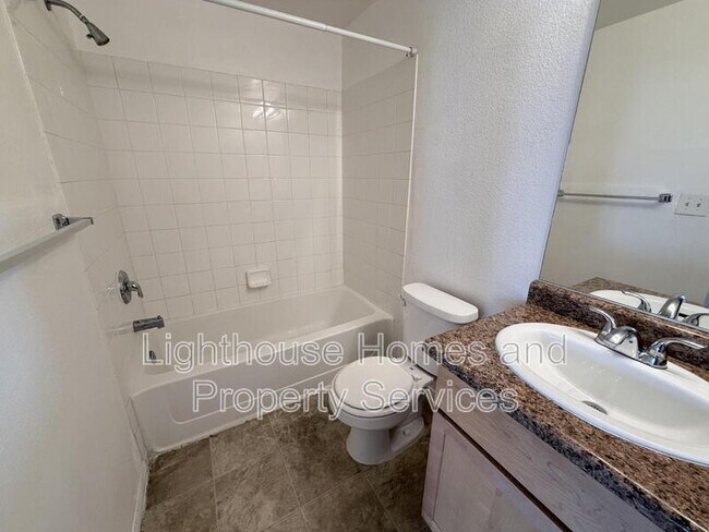 Building Photo - 6955 N Durango Dr