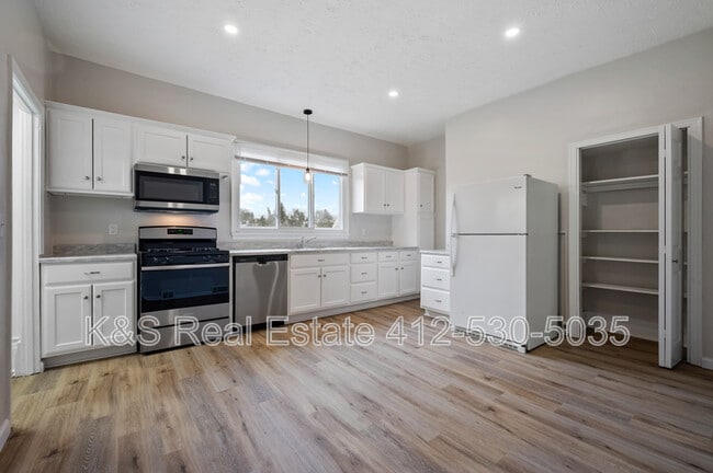 Building Photo - 134 Wynoka St