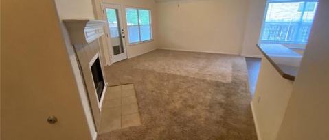 Building Photo - 1002 Mesquite Hollow Pl