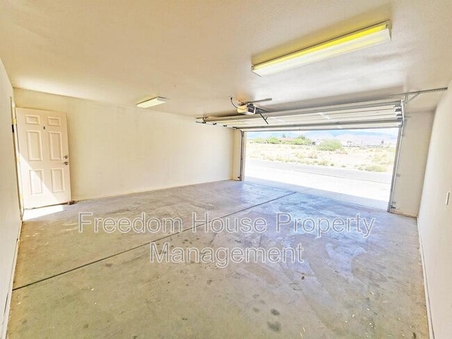 Building Photo - 1320 Pocahontas Ave