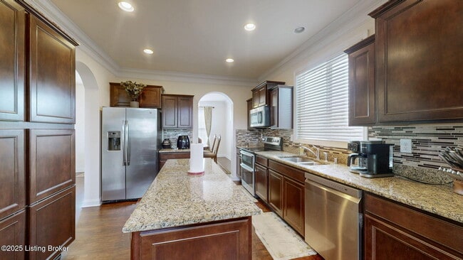 Building Photo - 17038 Green Crest Ln